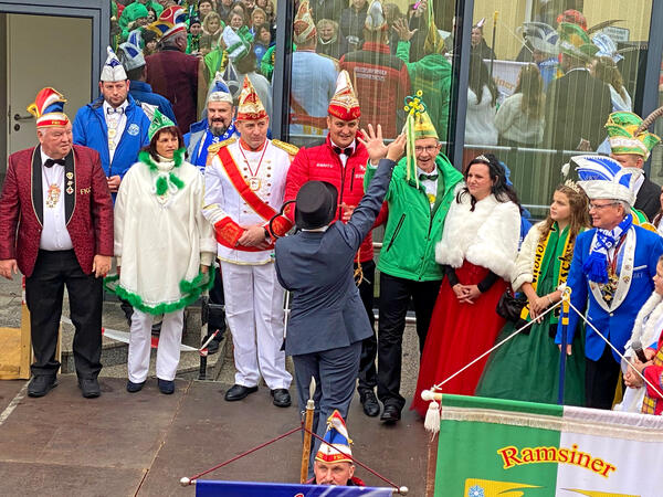 Den ersten "Fachbereichsschlüssel" erhielt der Roitzscher Carnevals Verein.