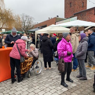 Bild vergrößern: Der Weihnachtsmarkt 2024 in Sandersdorf-Brehna.